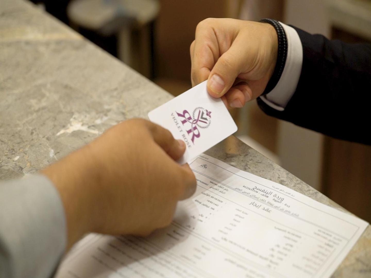 Violet Rose Aprit Hotel เจดดาห์ ภายนอก รูปภาพ