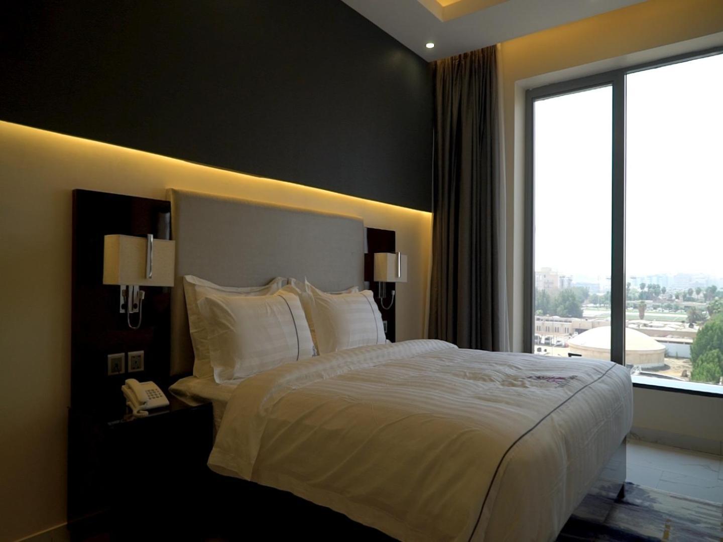 Violet Rose Aprit Hotel เจดดาห์ ภายนอก รูปภาพ