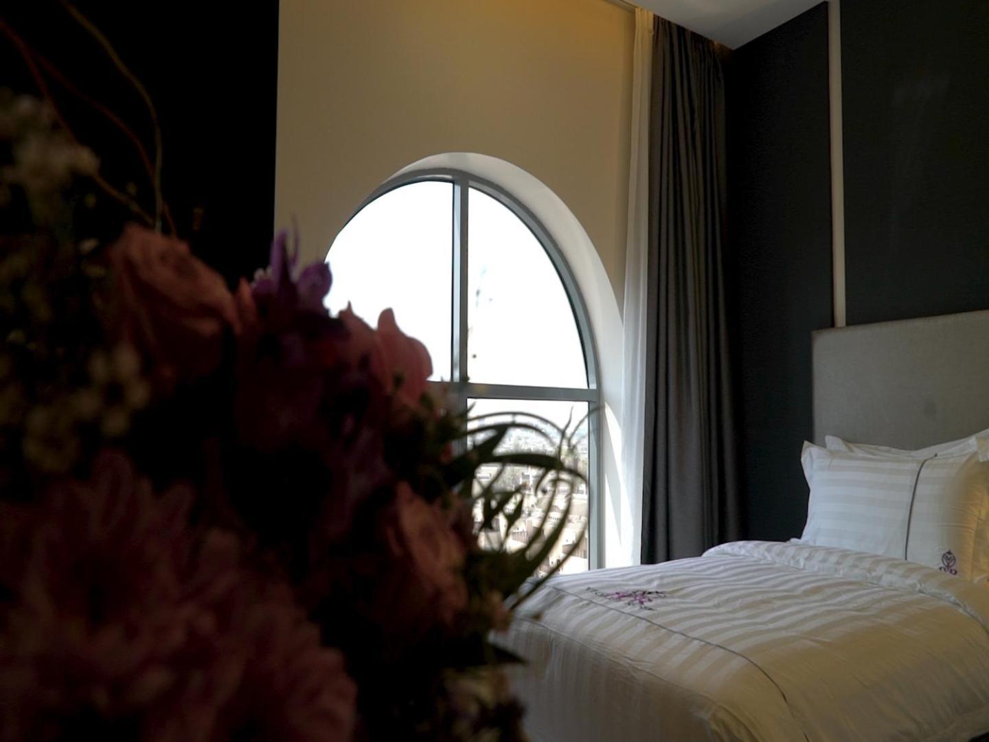 Violet Rose Aprit Hotel เจดดาห์ ภายนอก รูปภาพ